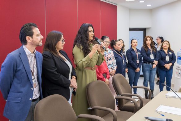 Con la participación del personal del Juzgado Segundo Familiar, se llevó a cabo el quinto y último curso del programa de Primeros Auxilios Psicológicos dirigido a las trabajadoras y los trabajadores del Poder Judicial de Nayarit, en su primera etapa. Esta iniciativa forma parte de las acciones y procesos restaurativos impulsados por la Unidad de Justicia Restaurativa, en el marco del compromiso del Poder Judicial de Nayarit con el bienestar de las servidoras y servidores judiciales, promoviendo entornos laborales saludables y fortaleciendo la cultura de la justicia restaurativa.